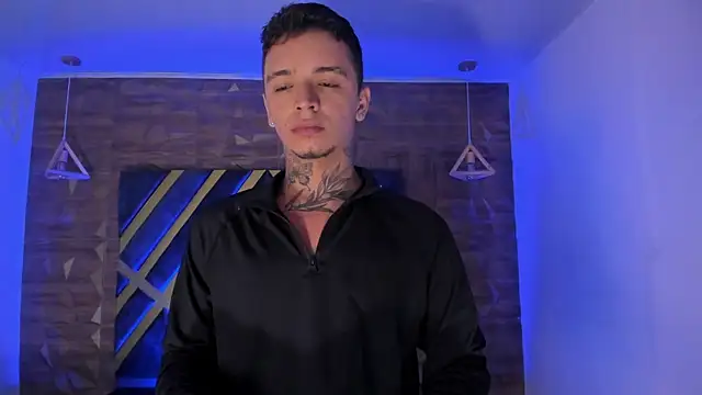 Ian Castillo  online show from 05/06/26, 05:35