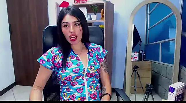 Mia Charlothe online show from 01/08/25, 06:41