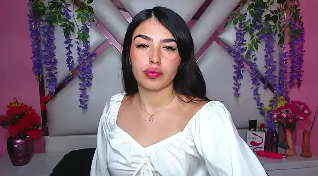 Mia Charlothe online show from 01/11/25, 03:34