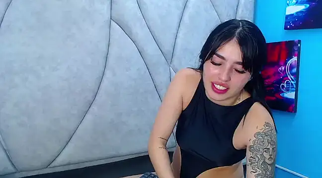Mia Charlothe online show from 03/01/25, 03:32