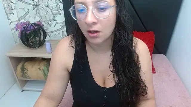 sarax ximena online show from 05/15/26, 05:47