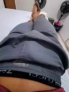 Snapshot of ultilizadormor chatting on 03/01/25, 01:00 ultilizadormor online show from 03/01/25, 01:00