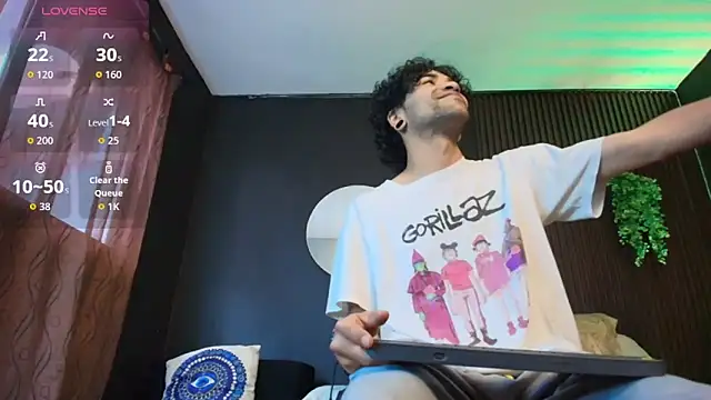 Aaron Jassell1 online show from 09/15/25, 02:06