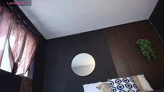 Aaron Jassell1 online show from 10/01/25, 02:56