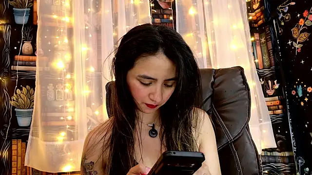 julietta   jackson online show from 06/11/26, 05:22