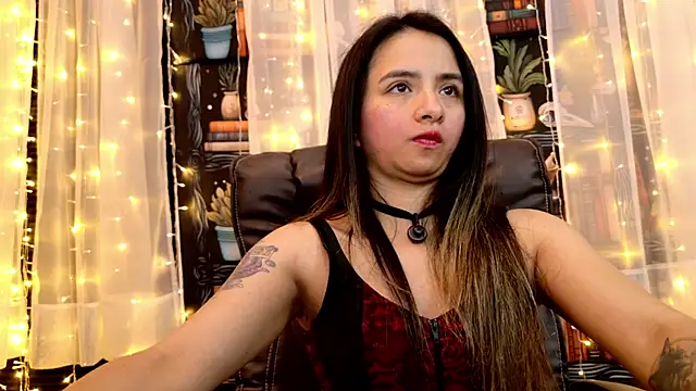 julietta   jackson online show from 06/19/26, 10:35