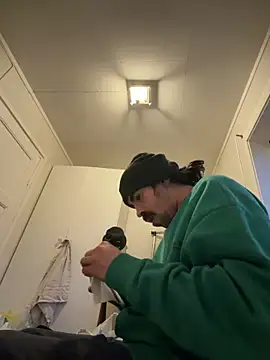 wolfwhite95 online show from 05/11/26, 12:05
