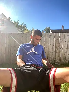 Snapshot of Chico_Bellaco chatting on 09/29/25, 02:22 Chico Bellaco online show from 09/29/25, 02:22