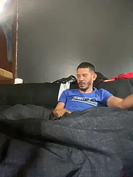 Snapshot of Chico_Bellaco chatting on 10/21/25, 03:13 Chico Bellaco online show from 10/21/25, 03:13