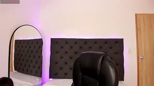 ninfomaria  online show from 10/06/25, 04:37