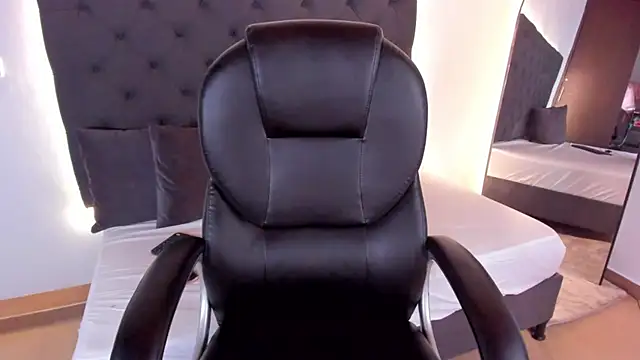 ninfomaria  online show from 07/17/26, 06:35