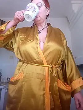 Snapshot of YourTenderness45 chatting on 03/21/25, 07:00 YourTenderness45 online show from 03/21/25, 07:00