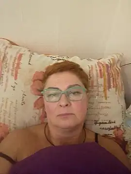 Snapshot of YourTenderness45 chatting on 10/09/25, 04:43 YourTenderness45 online show from 10/09/25, 04:43