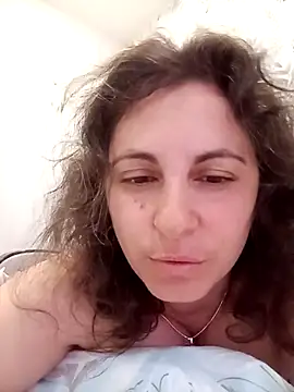 ShelaDiass online show from 05/10/26, 01:44