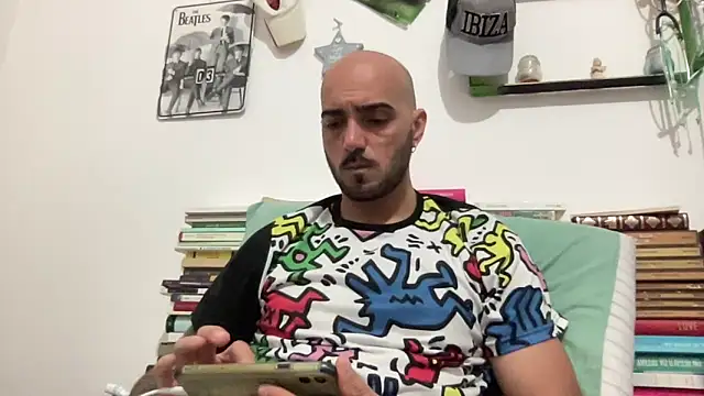 alessandromori91 online show from 05/02/26, 07:19