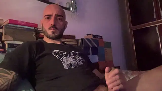 alessandromori91 online show from 05/05/26, 09:12