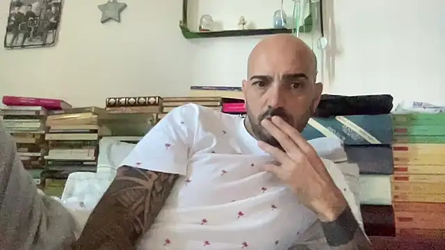 alessandromori91 online show from 06/08/26, 05:30
