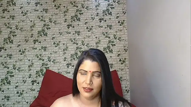 Snapshot of XIndianintimacy chatting on 10/02/25, 07:21 XIndianintimacy online show from 10/02/25, 07:21