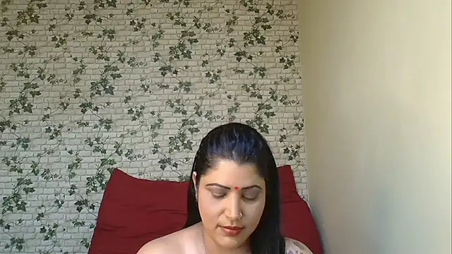 Snapshot of XIndianintimacy chatting on 10/24/25, 07:10 XIndianintimacy online show from 10/24/25, 07:10