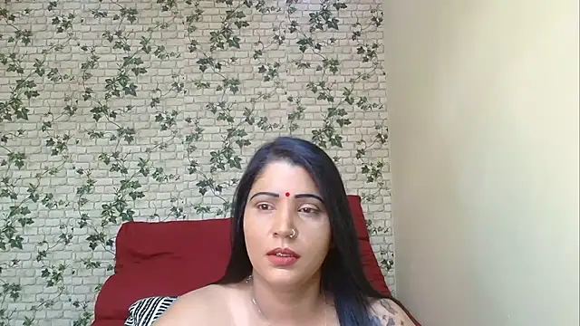 Snapshot of XIndianintimacy chatting on 11/14/25, 07:56 XIndianintimacy online show from 11/14/25, 07:56