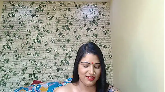 Snapshot of XIndianintimacy chatting on 01/18/26, 05:50 XIndianintimacy online show from 01/18/26, 05:50