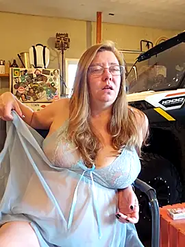 MsShelby40 online show from 10/05/25, 09:24