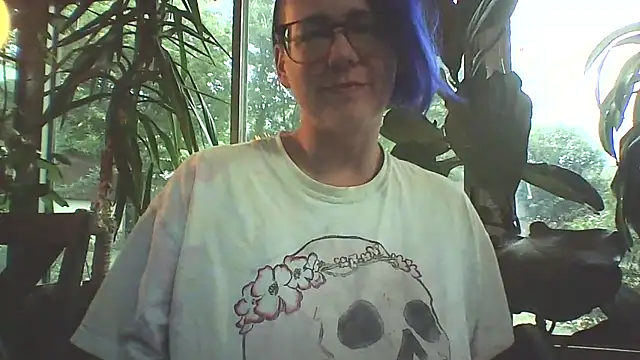 Snapshot of Big-Tits-McGee chatting on 10/13/25, 02:39 Big-Tits-McGee online show from 10/13/25, 02:39