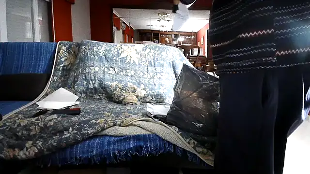 Snapshot of maduroguapo chatting on 11/04/25, 09:47 maduroguapo online show from 11/04/25, 09:47