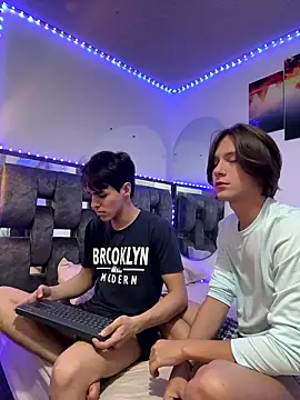 Alex and Fabian online show from 01/11/26, 03:33