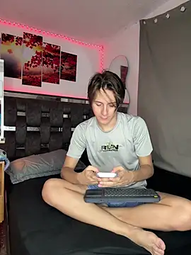 Alex and Fabian online show from 07/16/26, 11:44