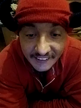 Snapshot of wilsons12 chatting on 11/22/25, 07:40 wilsons12 online show from 11/22/25, 07:40