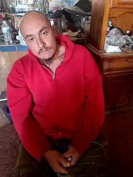 Snapshot of wilsons12 chatting on 11/24/25, 04:29 wilsons12 online show from 11/24/25, 04:29