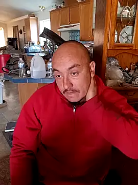 Snapshot of wilsons12 chatting on 11/26/25, 07:37 wilsons12 online show from 11/26/25, 07:37