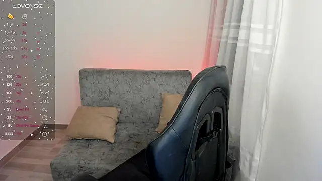 Snapshot of kathe_ryder_1_v chatting on 09/17/25, 11:50 kathe ryder 1 v online show from 09/17/25, 11:50