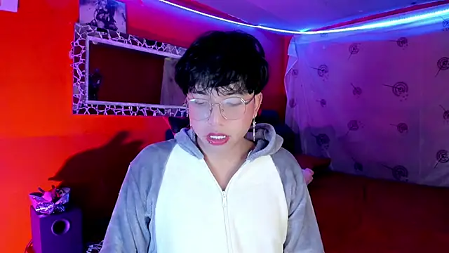 AnggelONfiree online show from 10/07/25, 05:26