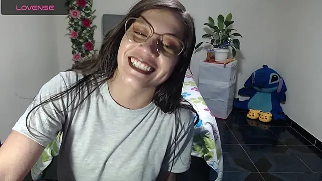 Yeliana Will online show from 03/06/25, 02:09