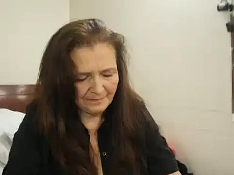 Bellaisa online show from 02/13/25, 04:22