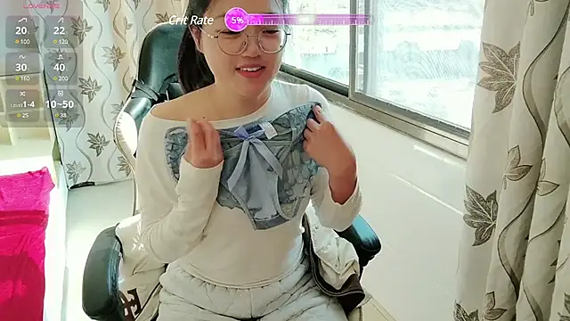 Snapshot of luoxuwen chatting on 12/29/24, 06:14 luoxuwen online show from 12/29/24, 06:14