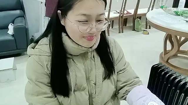 Snapshot of luoxuwen chatting on 02/20/25, 01:25 luoxuwen online show from 02/20/25, 01:25