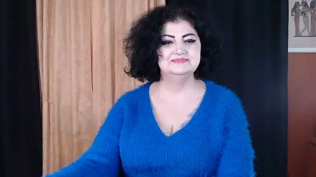 Snapshot of _MissJ_ chatting on 11/25/25, 10:04 MissJ online show from 11/25/25, 10:04