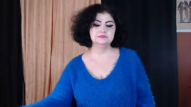 Snapshot of _MissJ_ chatting on 11/29/25, 01:36 MissJ online show from 11/29/25, 01:36