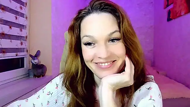 impossibleluna online show from 05/19/26, 07:53