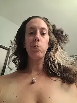 BonfireBonnie online show from 07/07/26, 01:37