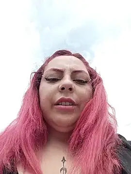 madelaine- online show from 06/05/26, 06:46