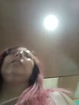 madelaine- online show from 07/27/26, 06:37