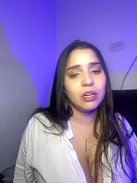 valentina jonnes1 online show from 12/17/25, 07:36