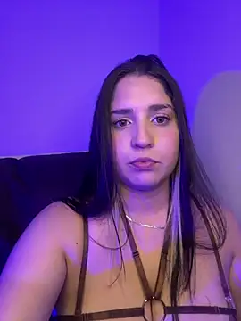 valentina jonnes1 online show from 05/17/26, 04:10