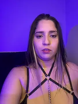 valentina jonnes1 online show from 05/17/26, 11:23