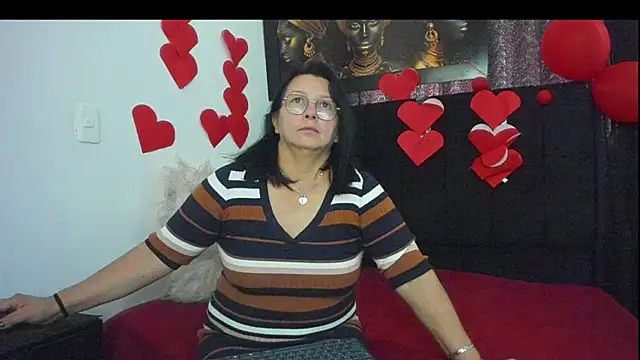 Evaaross 2345 online show from 02/18/25, 12:28