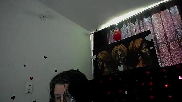 Evaaross 2345 online show from 06/10/26, 12:48